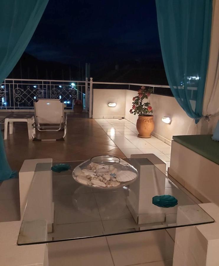 Sea Breeze Apartment Sami  Bagian luar foto