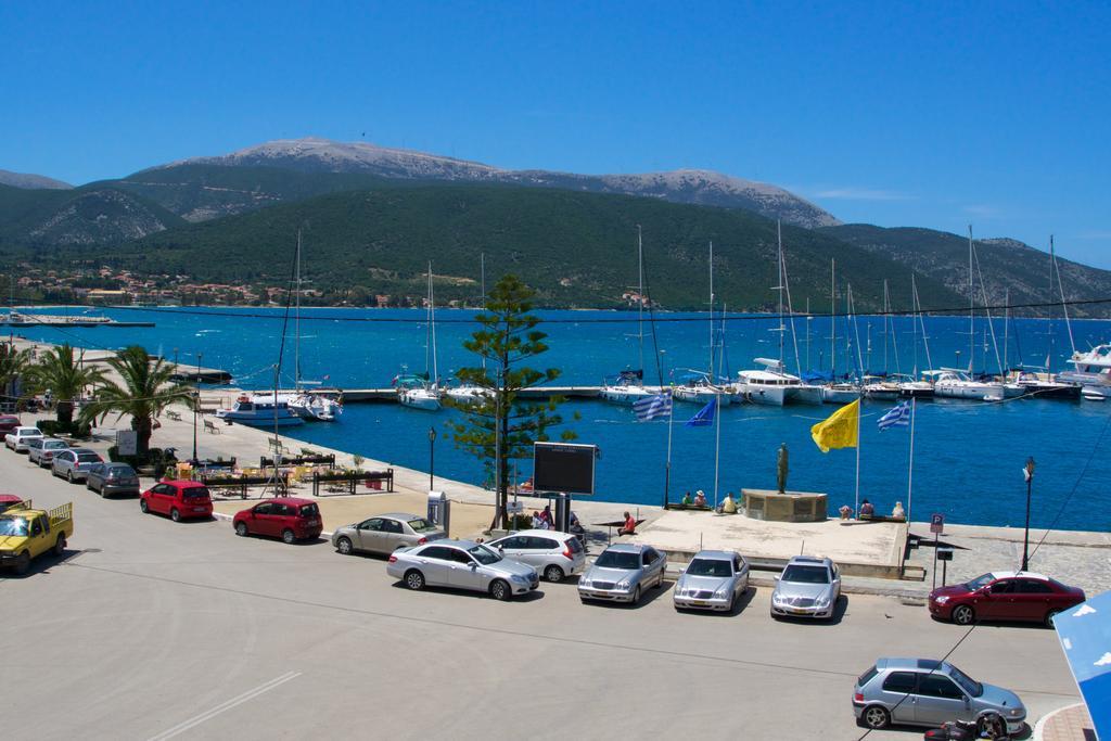 Sea Breeze Apartment Sami  Bagian luar foto